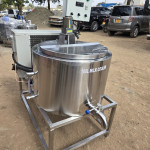 100 LITRES MILK COOLER MACHINE