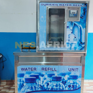 SINGLE WATER VENDING MACHINE  WITH MUNICIPAL PURIFIER AND A RINSING POINT